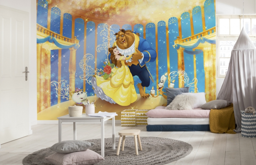 8-4022 : beauty and the beast : 368 x 254 cm : 107.56€