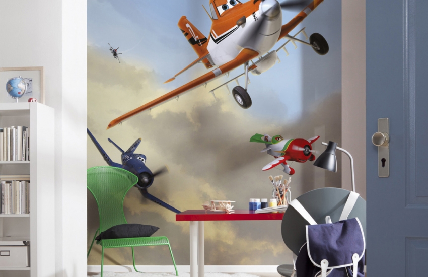 4-452 : 184 x 254 cm : planes  dusty and friends : 72.25€